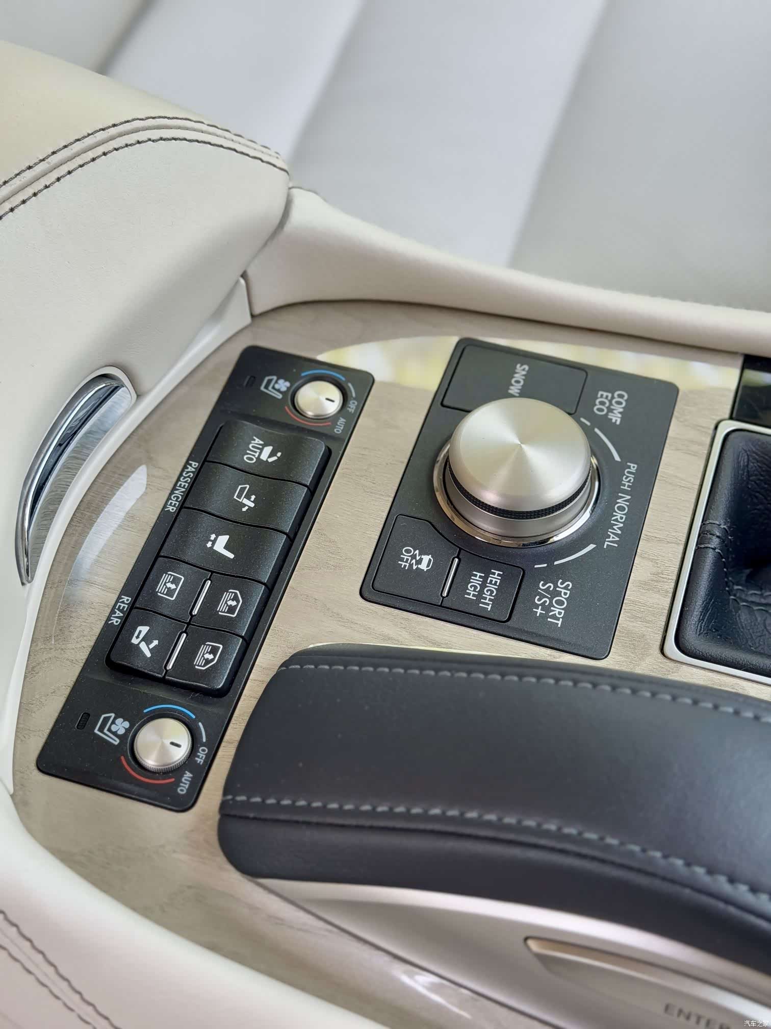 Lexus LS, 2016 22
