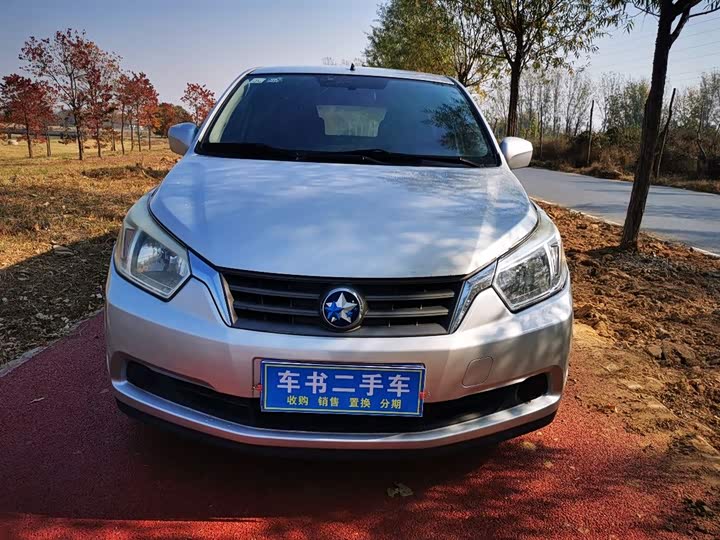 启辰r50 2012款 1.6l 手动舒适版