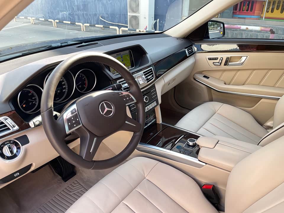 Mercedes-Benz E-class Mercedes-Benz E-class