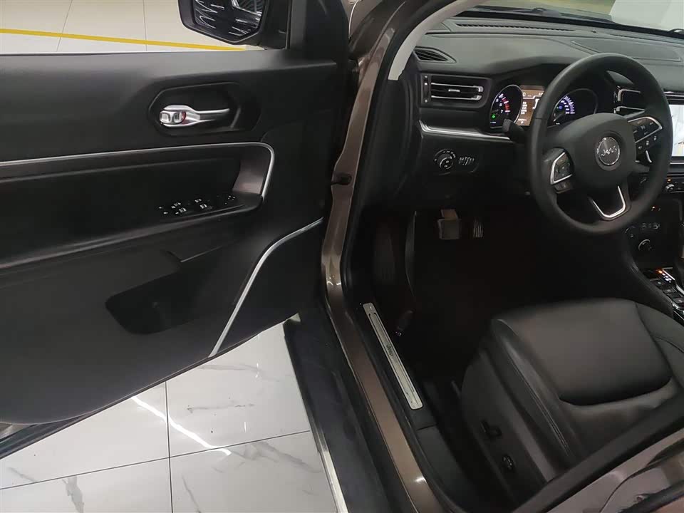 Jeep Grand Commander Jeep Grand Commander