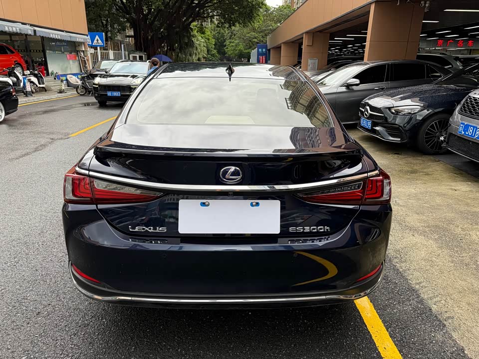 Lexus ES Lexus ES