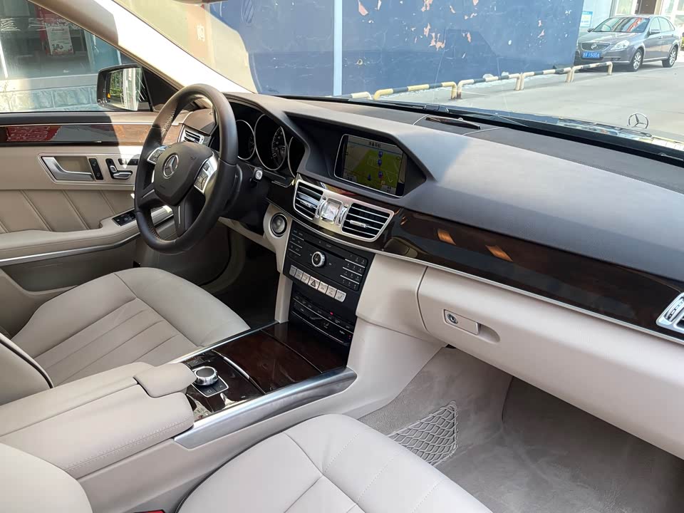 Mercedes-Benz E-class Mercedes-Benz E-class