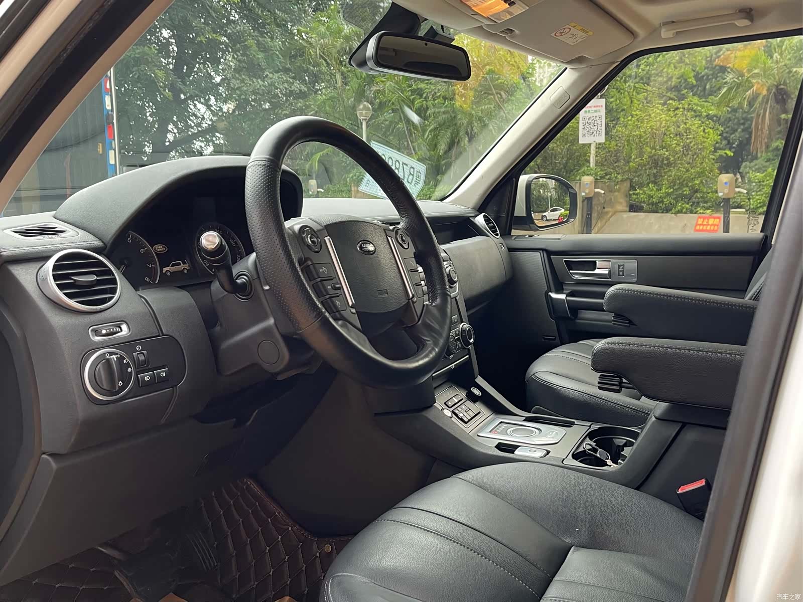 Land Rover Discovery, 2014 все фото