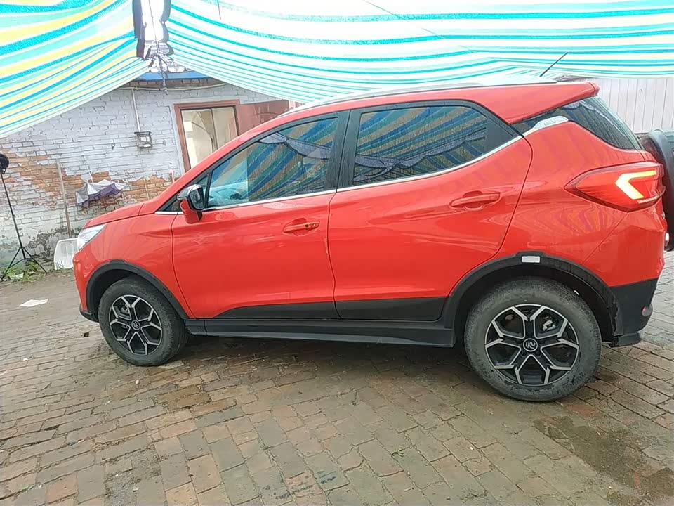 BYD Yuan Pro BYD Yuan Pro