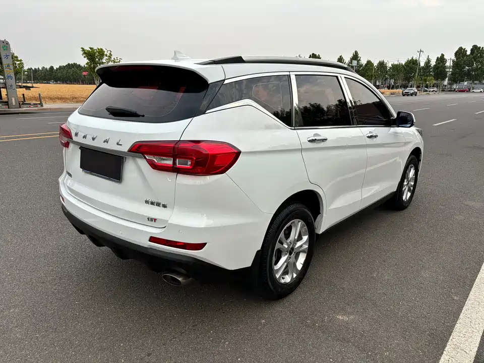 Haval M6