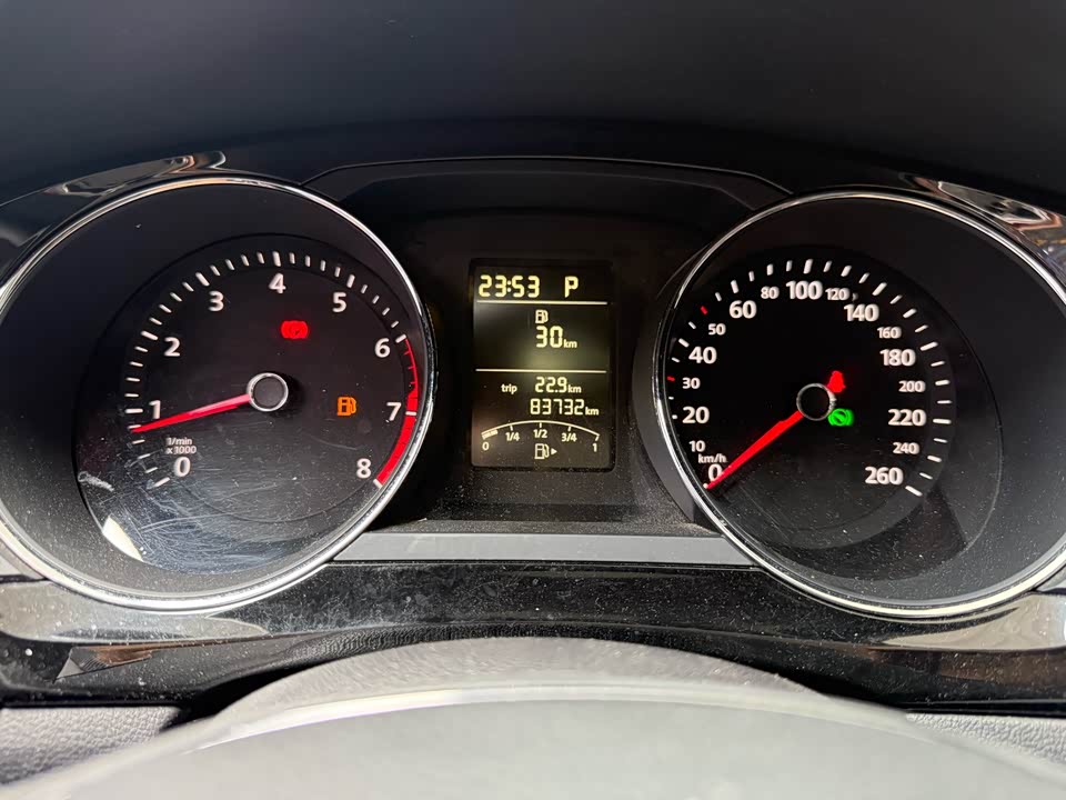 Volkswagen Sagitar Volkswagen Sagitar