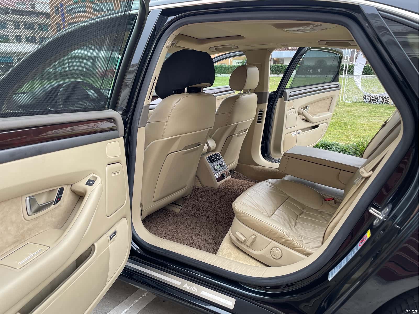 Audi A8, 2004 14