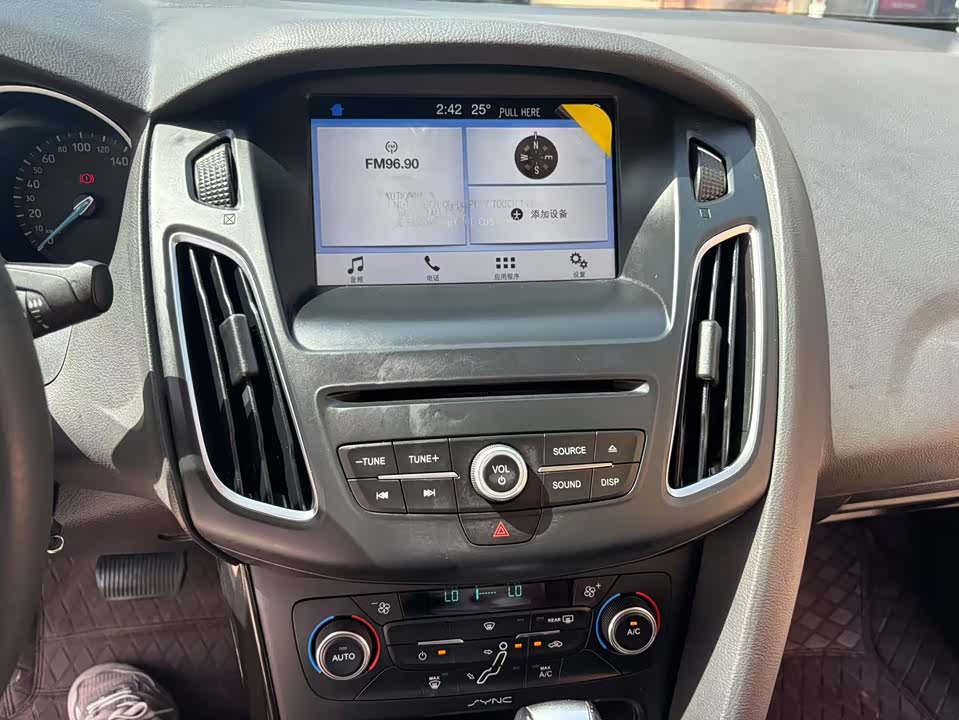 Ford Fox