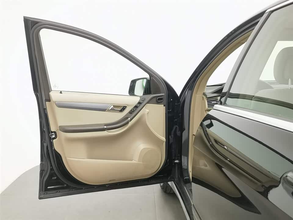 Mercedes-Benz R-class