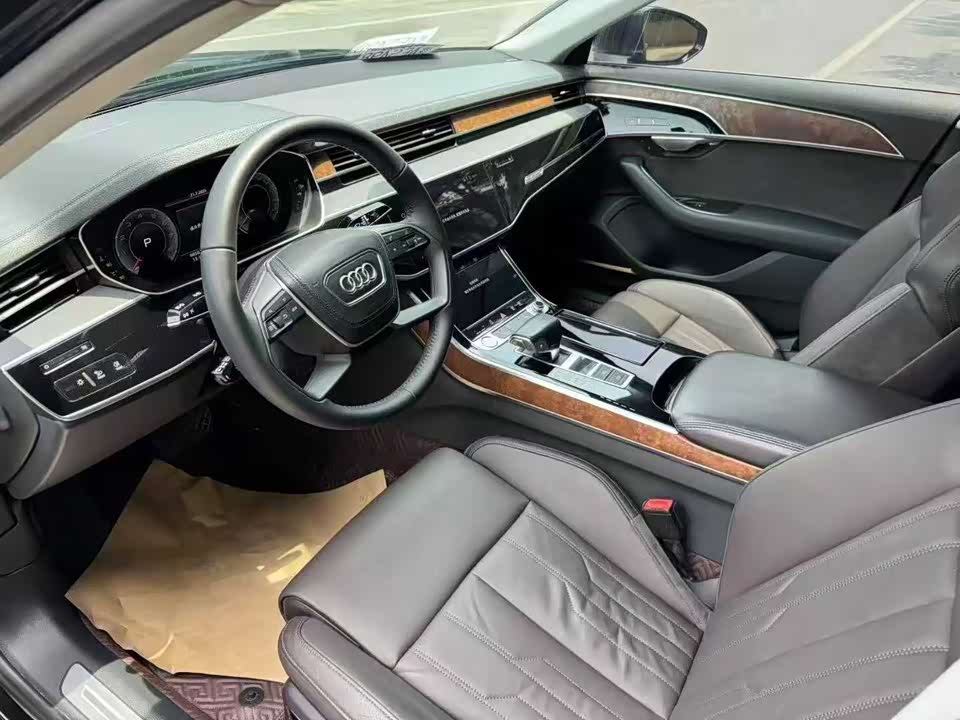 Audi A8 Audi A8