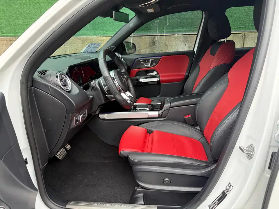 Mercedes-Benz GLB AMG