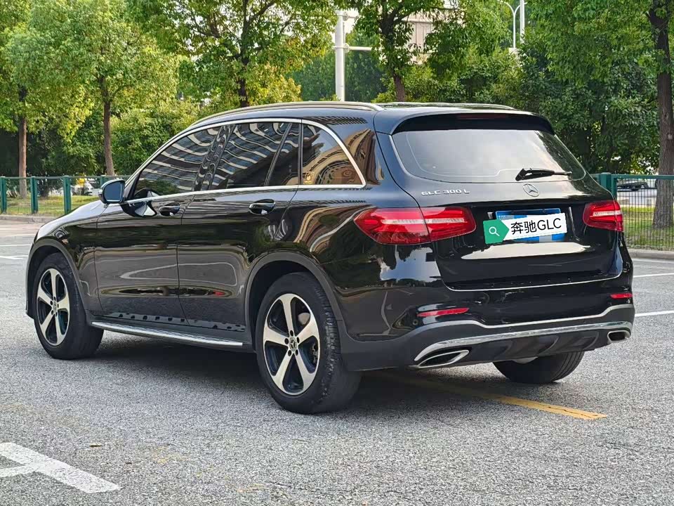 Mercedes-Benz GLC Mercedes-Benz GLC