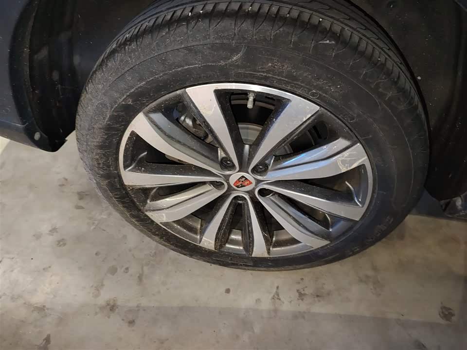 Roewe RX5 MAX Roewe RX5 MAX