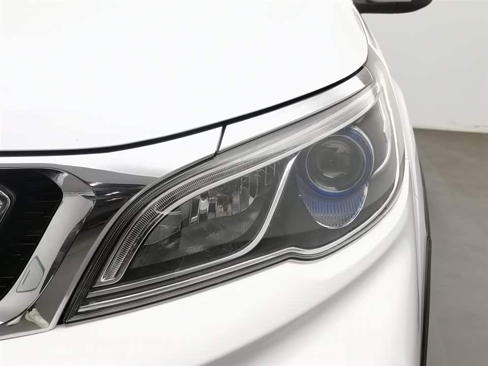 Geely Vision X3