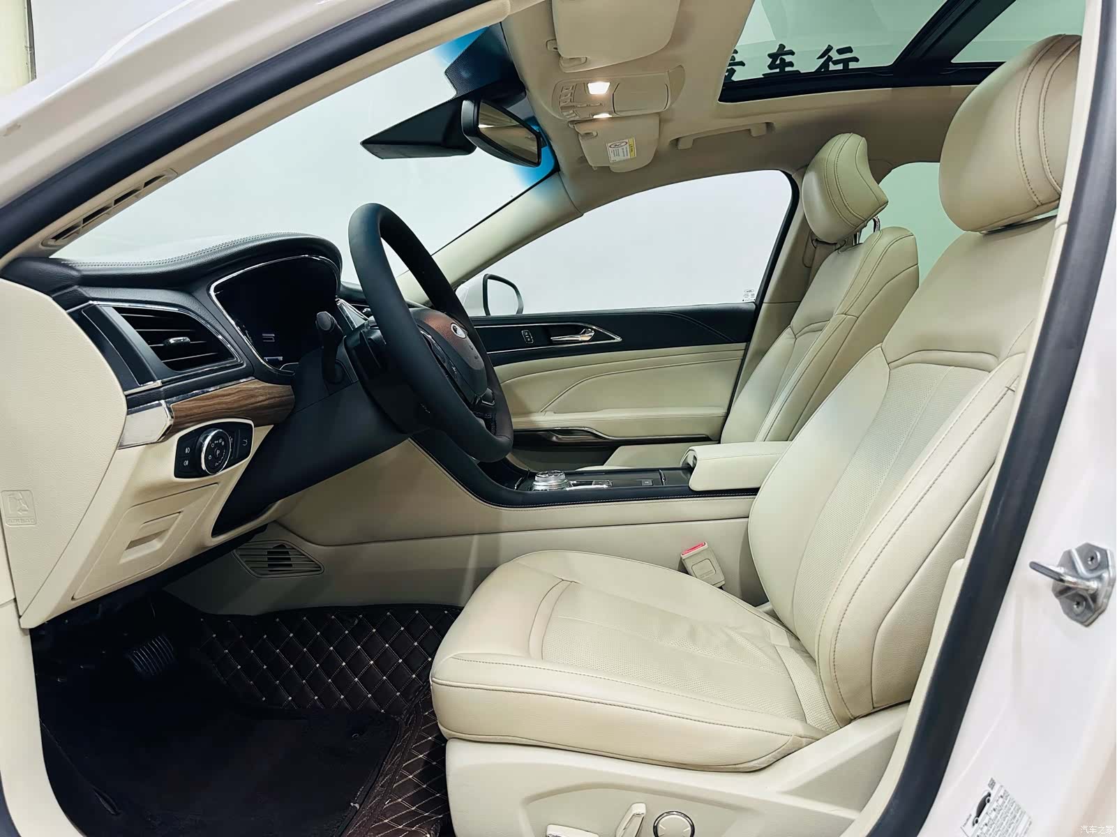 Ford Taurus, 2016 21