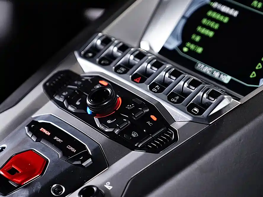 Lamborghini Aventador