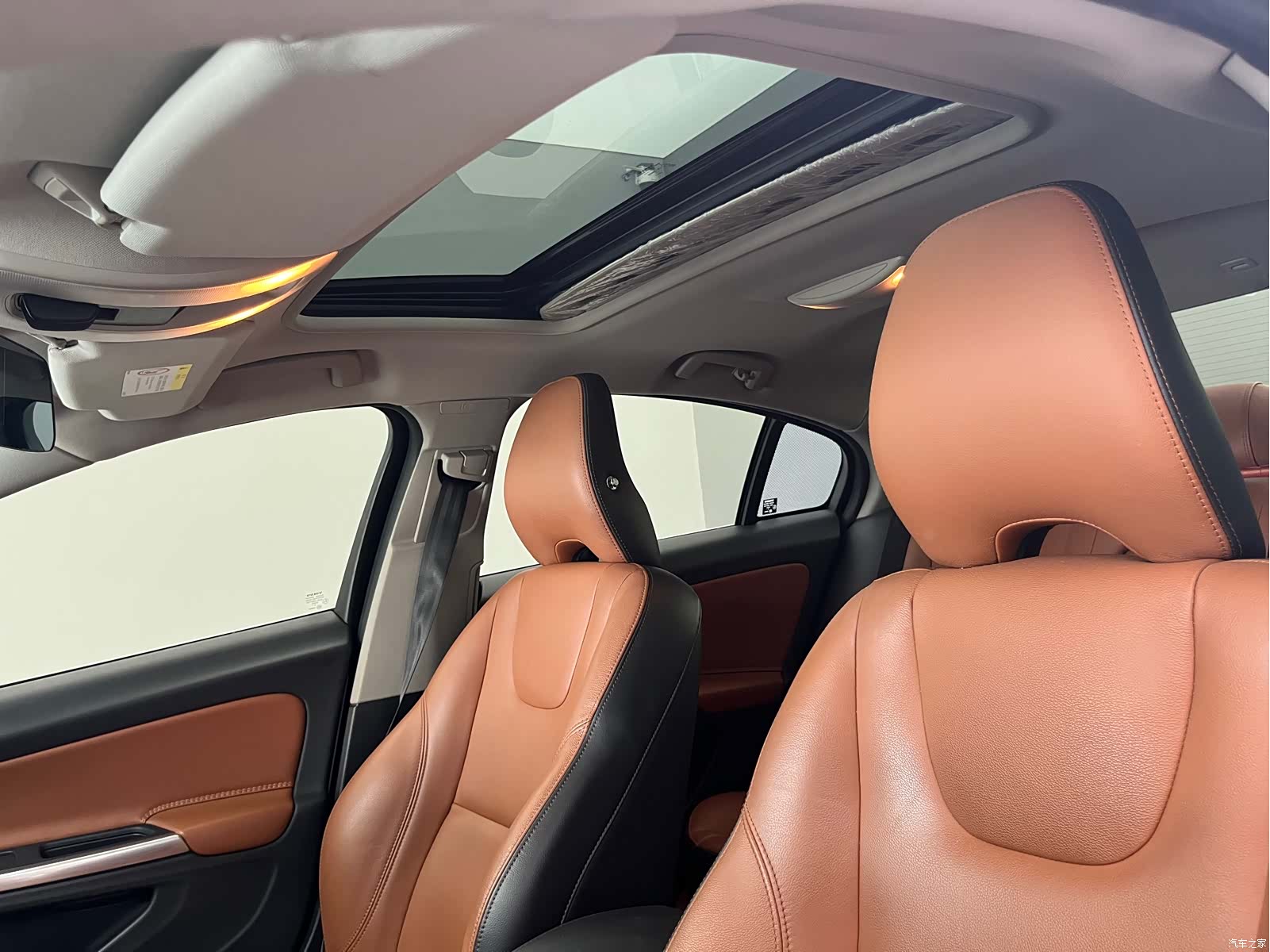 Volvo S60, 2019 6