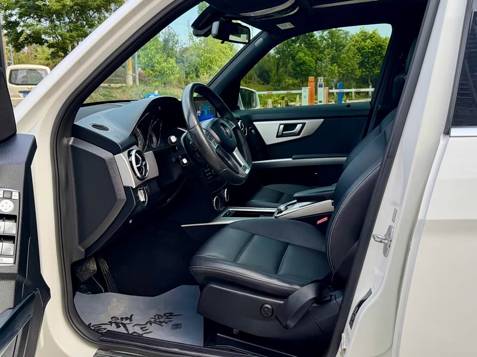 Mercedes-Benz GLK class