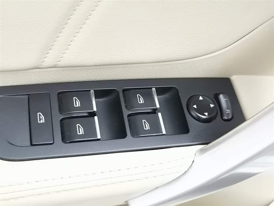 Geely Emgrand Geely Emgrand