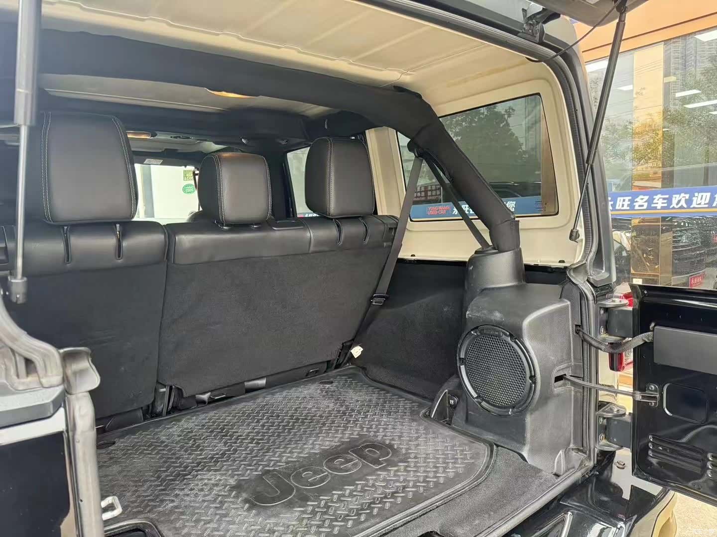 Jeep Wrangler, 2014 8