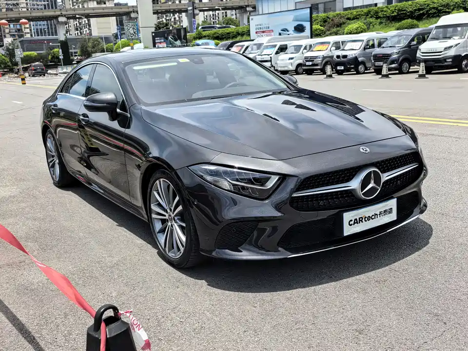 Mercedes-Benz CLS