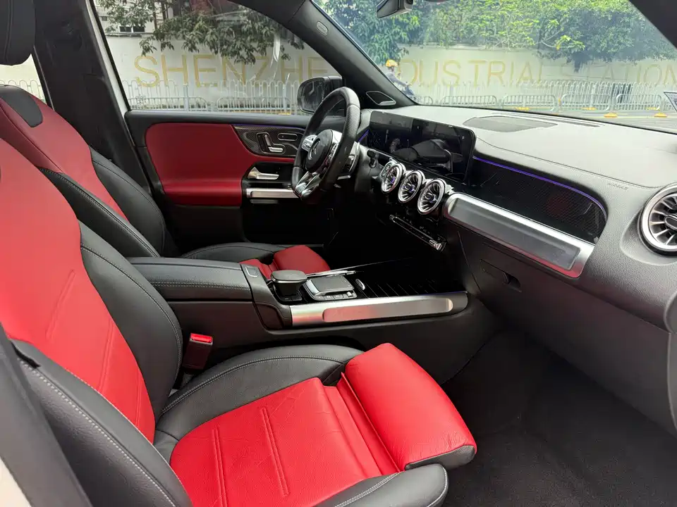 Mercedes-Benz GLB AMG