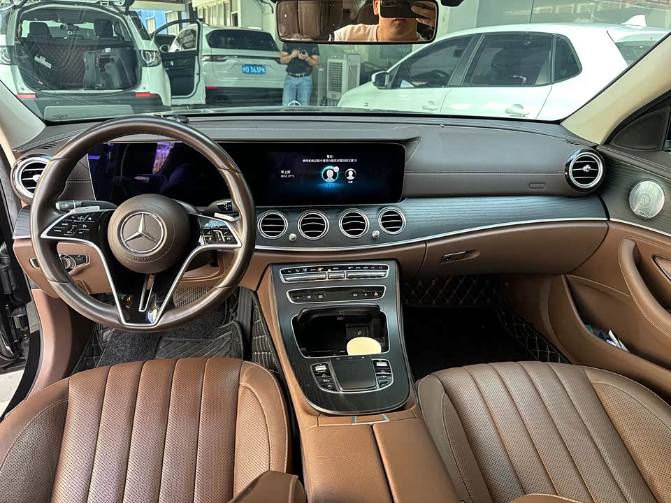 Mercedes-Benz E-class Mercedes-Benz E-class