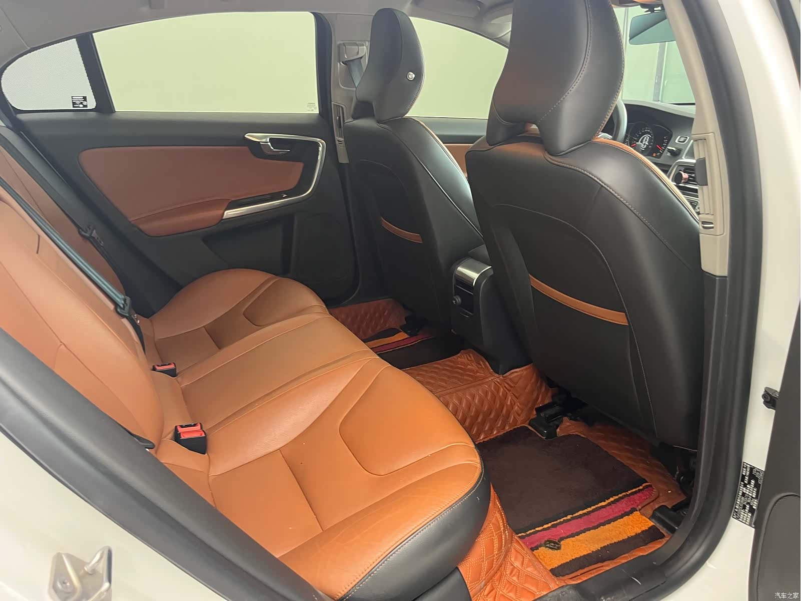 Volvo S60, 2019 12