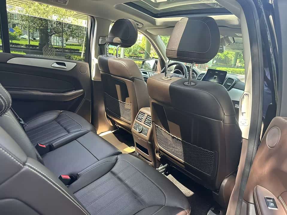 Mercedes-Benz GLS Mercedes-Benz GLS