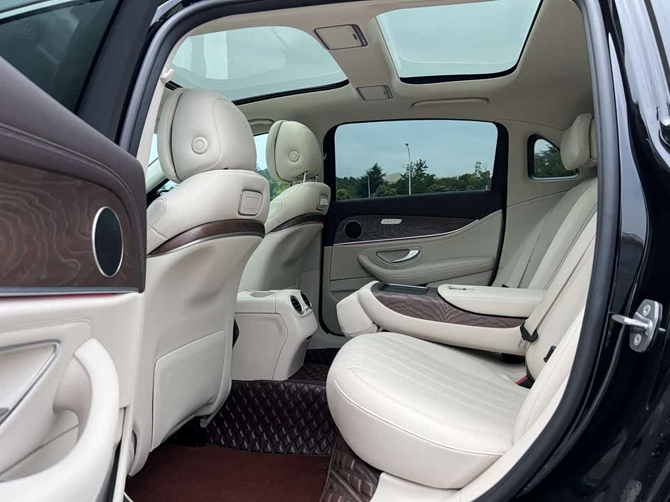 Mercedes-Benz E-class Mercedes-Benz E-class