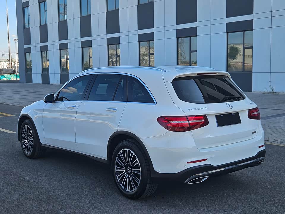 Mercedes-Benz GLC Mercedes-Benz GLC