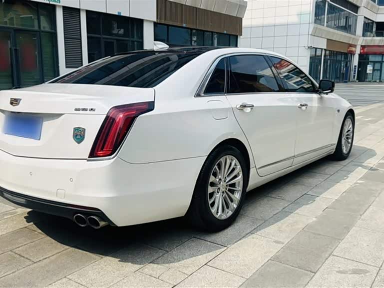 Cadillac CT6