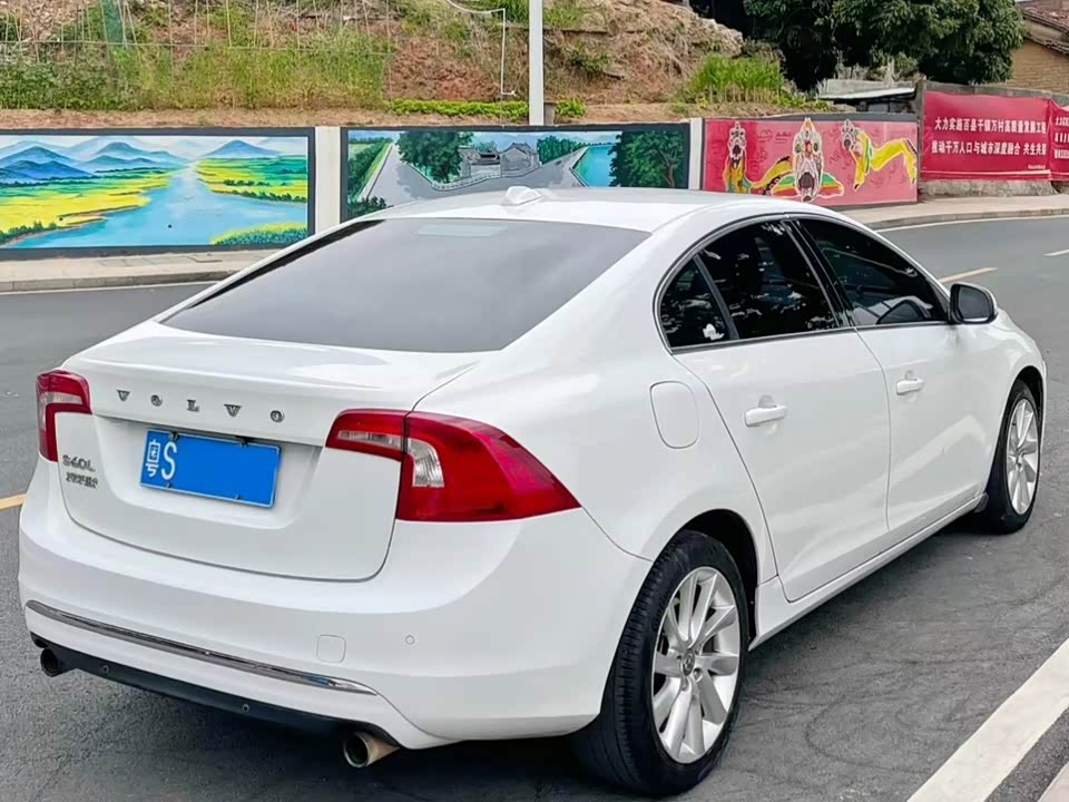 Volvo S60 Volvo S60