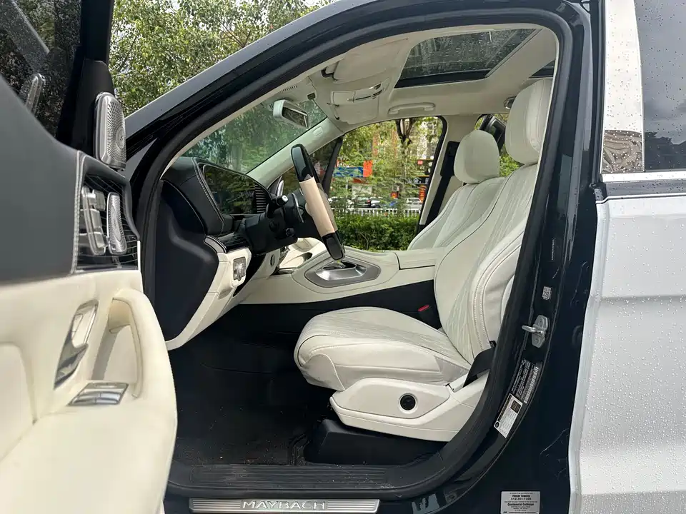 Mercedes-Benz GLS Mercedes-Benz GLS