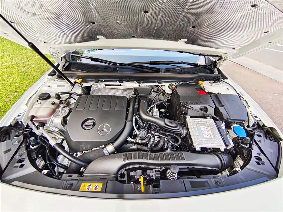 Mercedes-Benz Class A Mercedes-Benz Class A