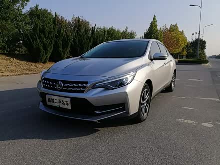 启辰d60 2018款 1.6l 手动智联精英版
