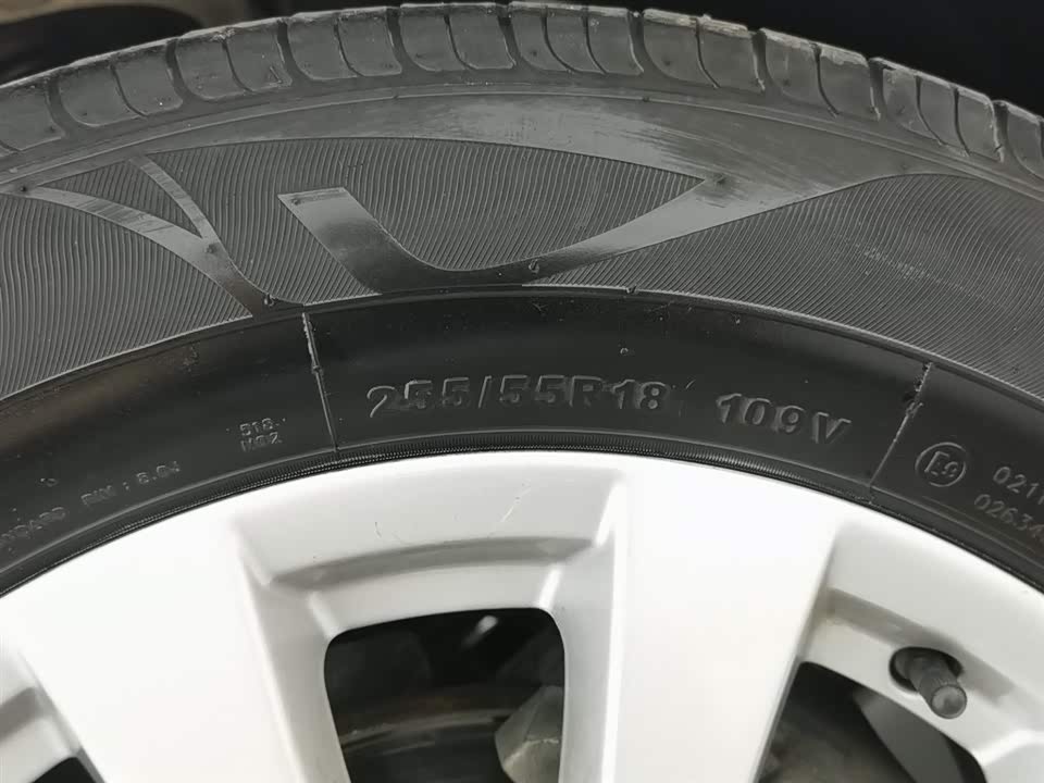 Mercedes-Benz R-class