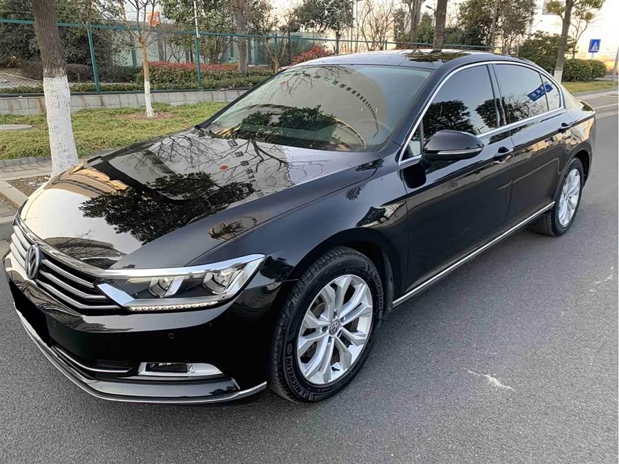 迈腾2018款 330tsi dsg 豪华型