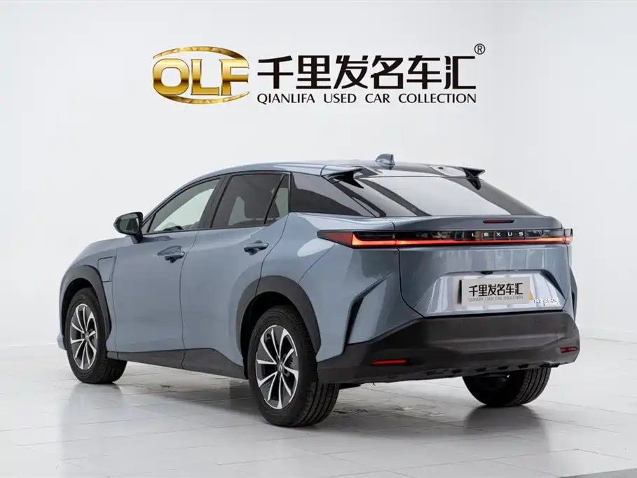 Lexus RZ Lexus RZ
