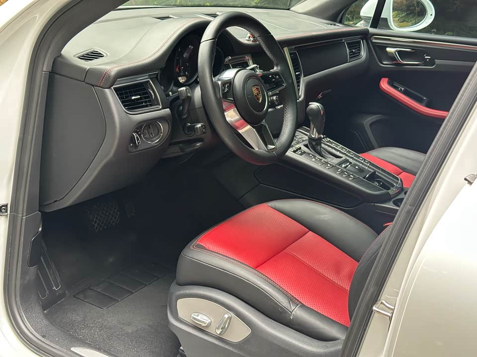 Porsche Macan Porsche Macan