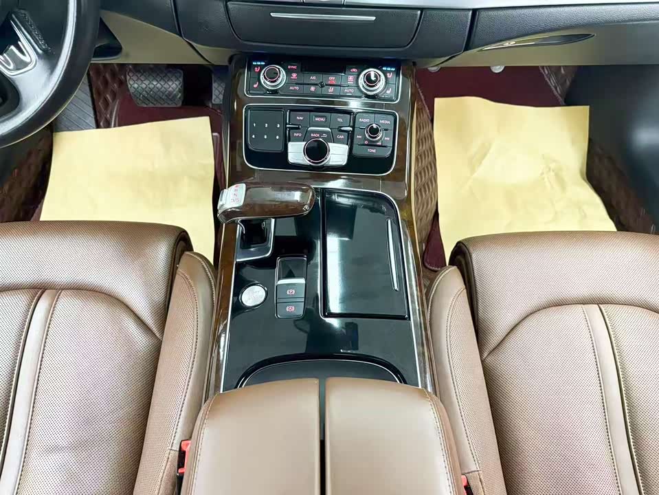 Audi A8 Audi A8