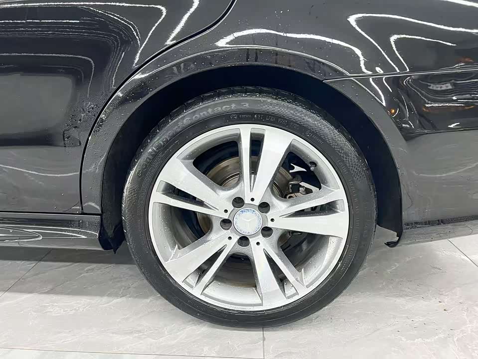 Mercedes-Benz E-class Mercedes-Benz E-class