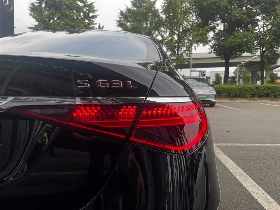 Mercedes-Benz S-class AMG