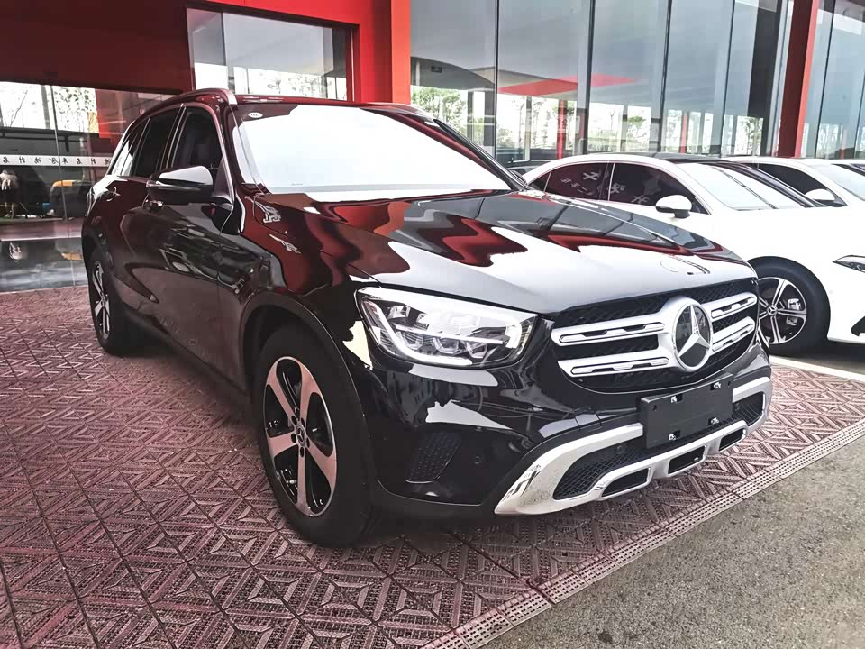 Mercedes-Benz GLC Mercedes-Benz GLC