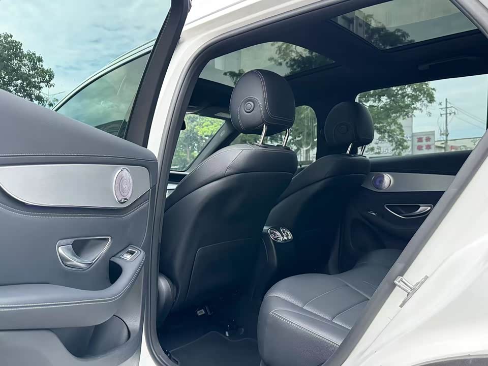 Mercedes-Benz GLC Mercedes-Benz GLC