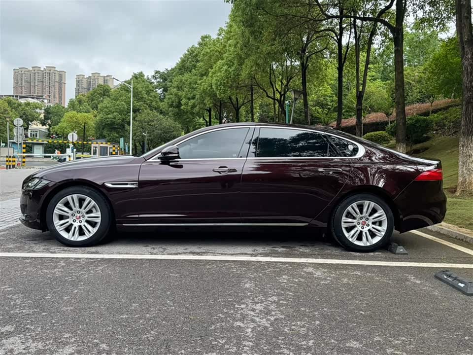 Jaguar XFL Jaguar XFL