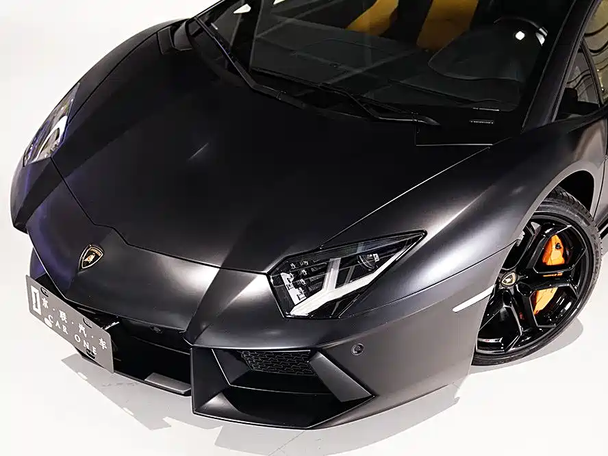 Lamborghini Aventador