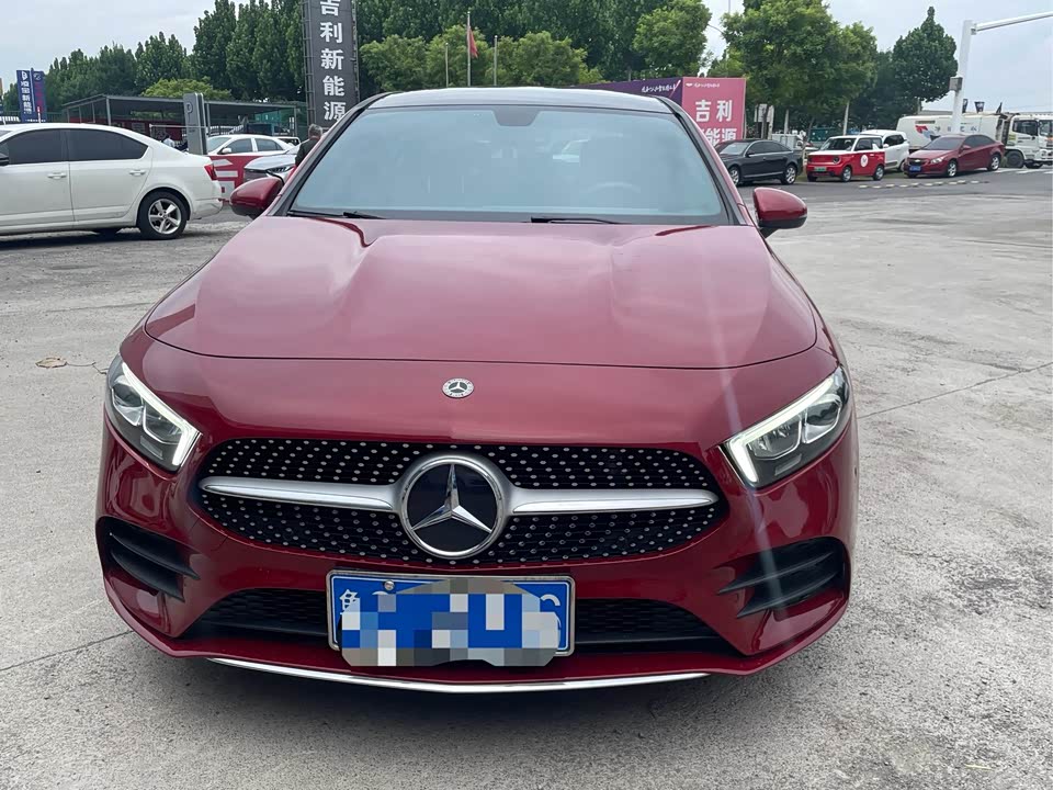 Mercedes-Benz Class A Mercedes-Benz Class A