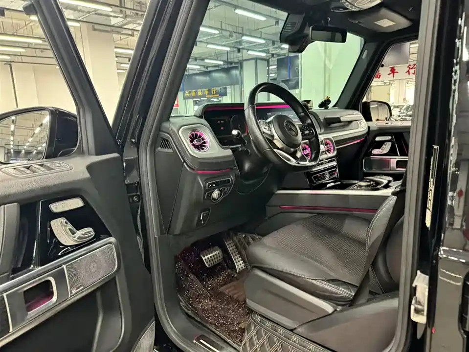 Mercedes-Benz G-class