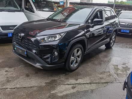 rav4荣放 2021款 2.0l cvt两驱风尚版
